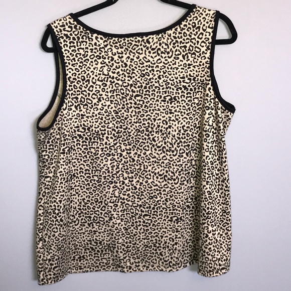 Dress Barn - Leopard Print Sleeveless Top. Size 1X - Picture 2 of 5